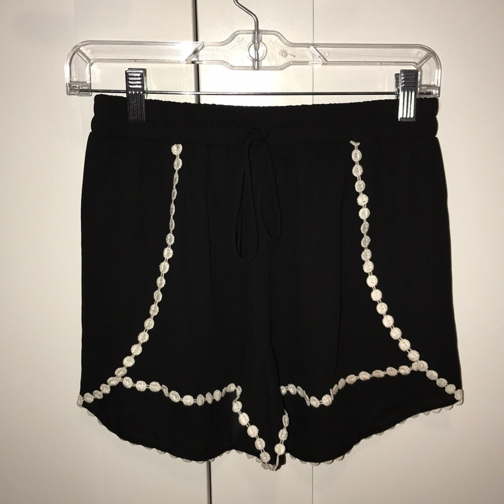 Black blouse shorts with white dotted detail